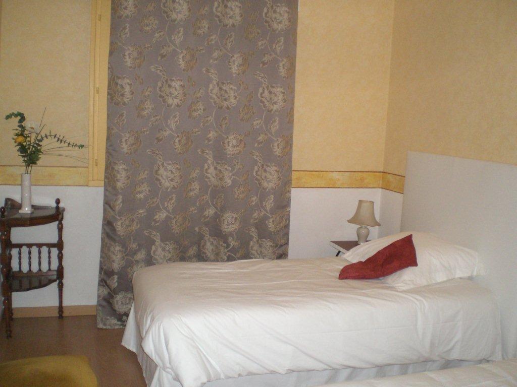Lodève レクラン ドウズリー Bed & Breakfast エクステリア 写真